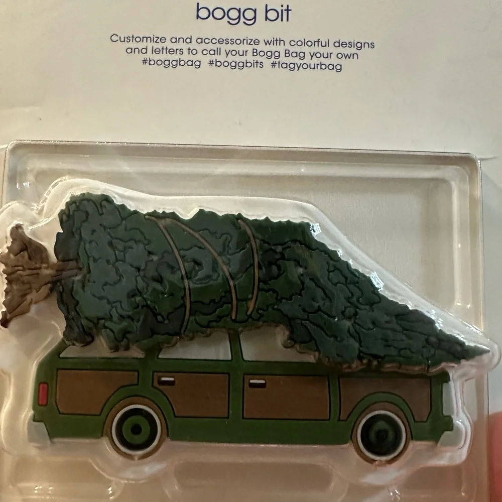 Bogg Holiday Bits: CHRISTMAS VACATION “SHE’S A BEAUT”CHRISTMAS TREE BIT: NIP